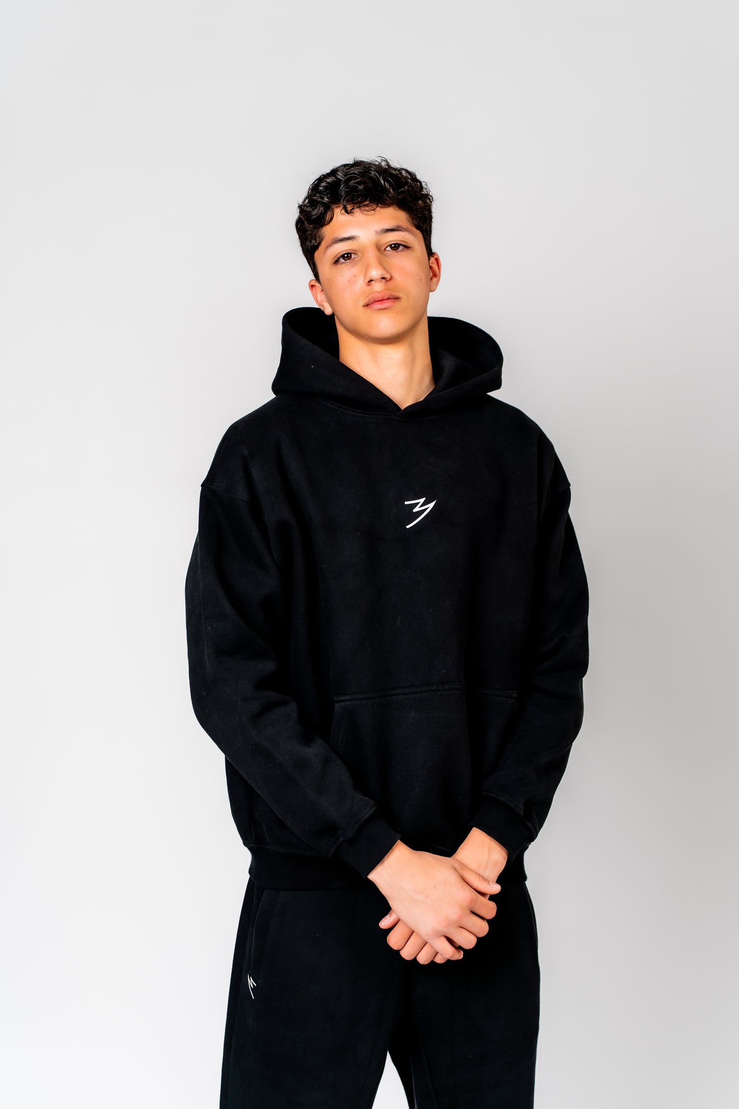 Hoodie قوي (QAWI)